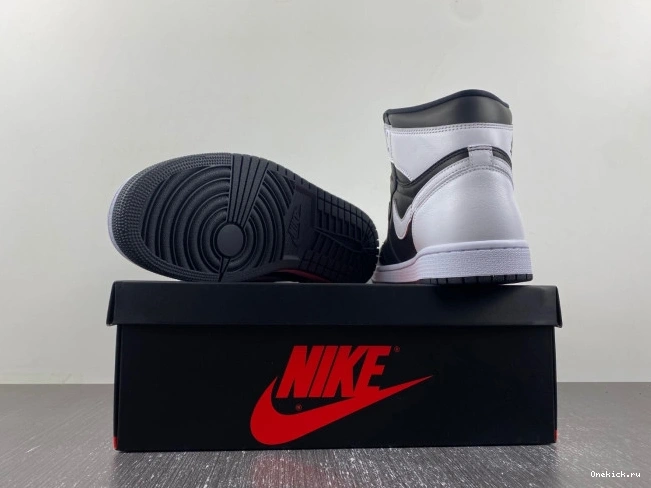 One Kick Air OG High 1 Jordan DZ5485-010 Panda Reverse 0808